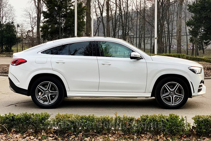 Аренда внедорожника джипа  Mercedes-Benz AMG GLE Coupe с водителем в Киеве