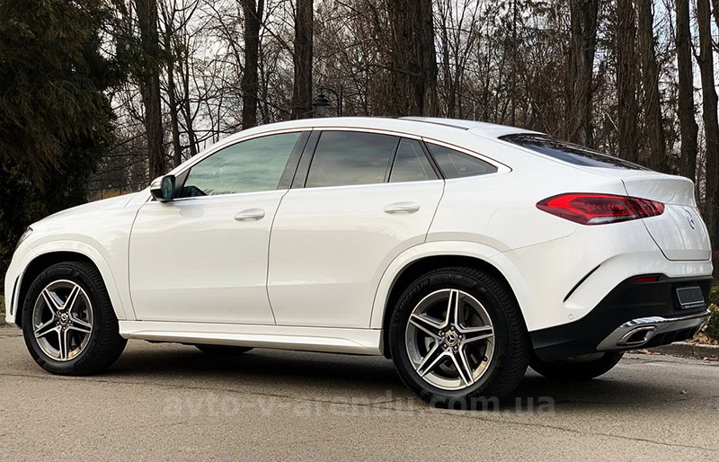 Аренда внедорожника джипа  Mercedes-Benz AMG GLE Coupe с водителем в Киеве
