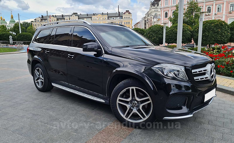 Аренда внедорожника джипа Mercedes-Benz GLS GLS 350d AMG 4MATIC  черный 6 мест в Киеве