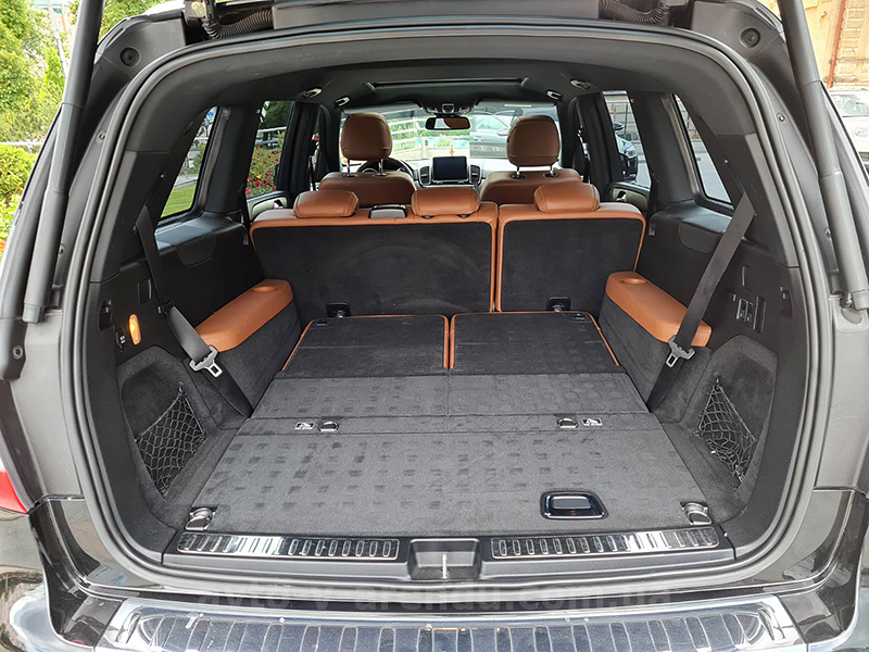 Аренда внедорожника Mercedes Benz GLS 350d AMG 4MATIC с водителем в Киеве