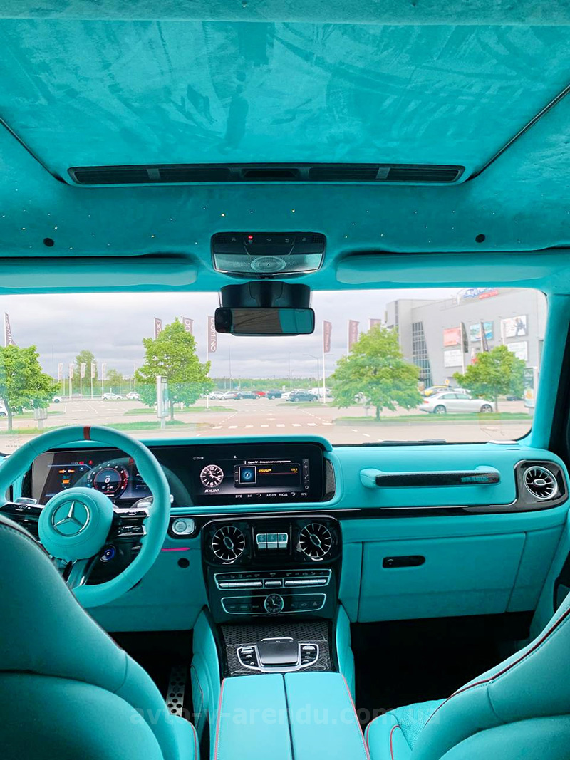 Аренда Mercedes-Benz Gelandewagen G800 Brabus Tiffany кубик с водителем. Прокат авто Мерседес G800 гелик без водителя Киев