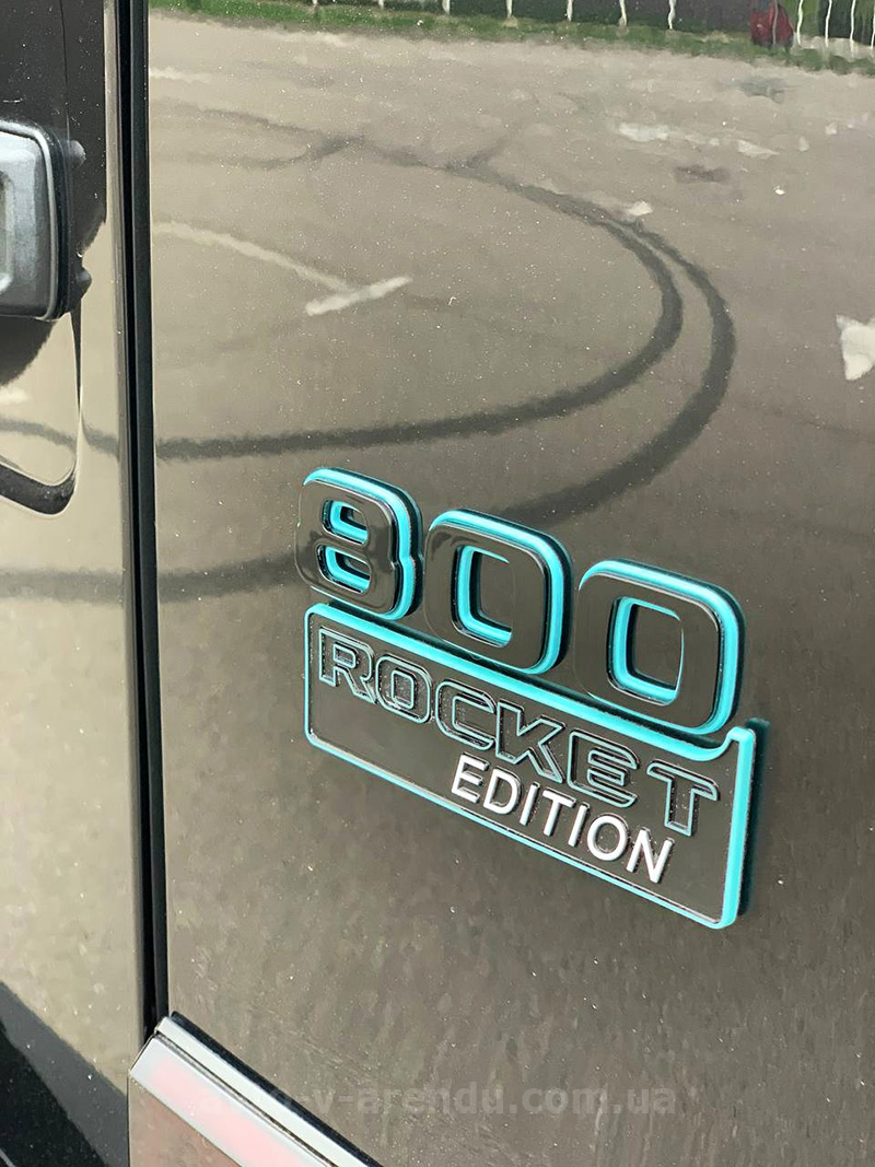 Аренда Mercedes-Benz Gelandewagen G800 Brabus Tiffany кубик с водителем. Прокат авто Мерседес G800 гелик без водителя Киев