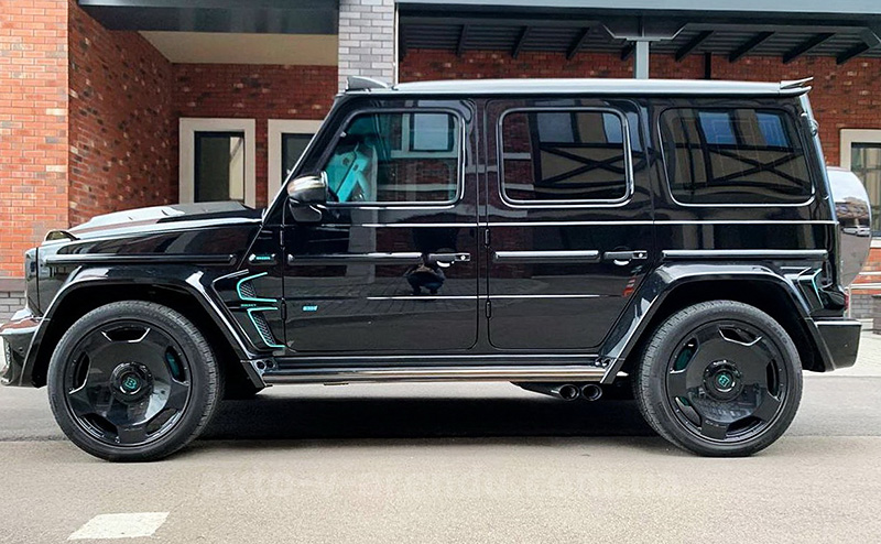 Аренда Mercedes-Benz Gelandewagen G800 Brabus Tiffany кубик с водителем. Прокат авто Мерседес G800 гелик без водителя Киев