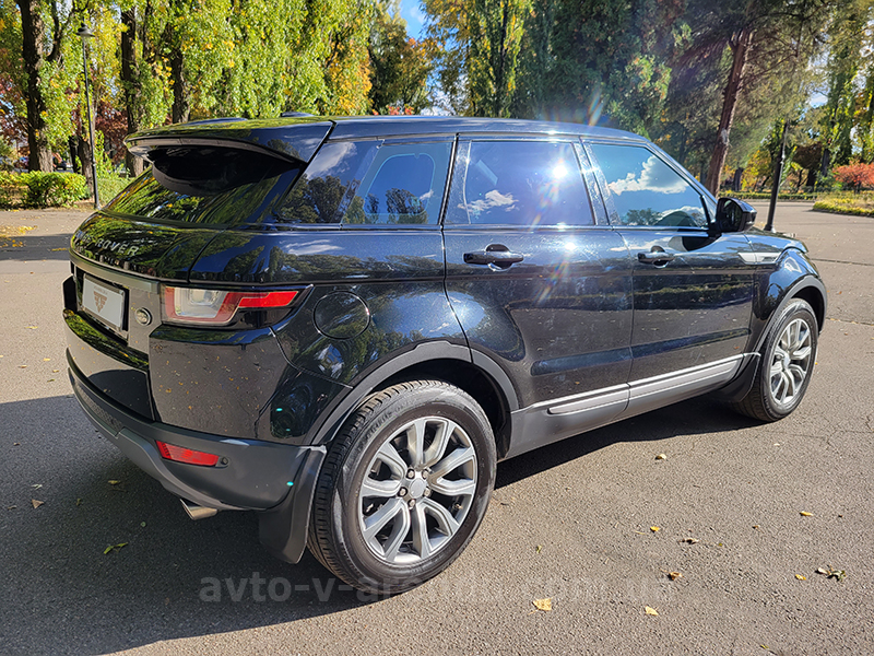 Аренда внедорожника Range Rover Evoque черный с водителем