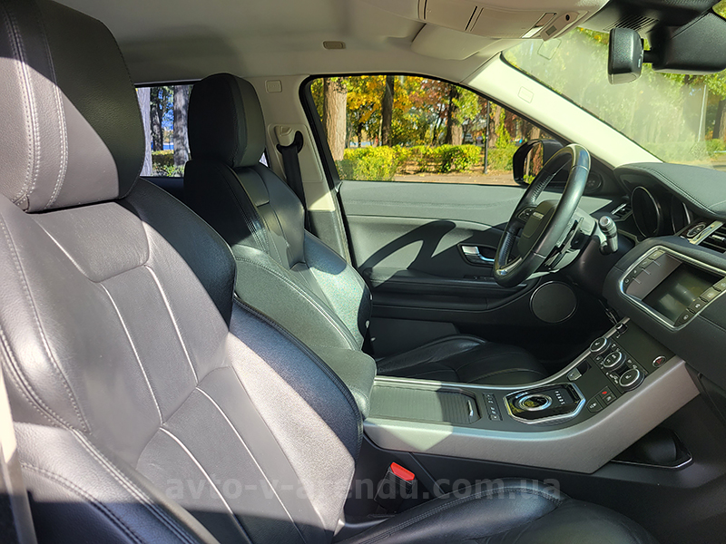 Аренда внедорожника Range Rover Evoque черный с водителем