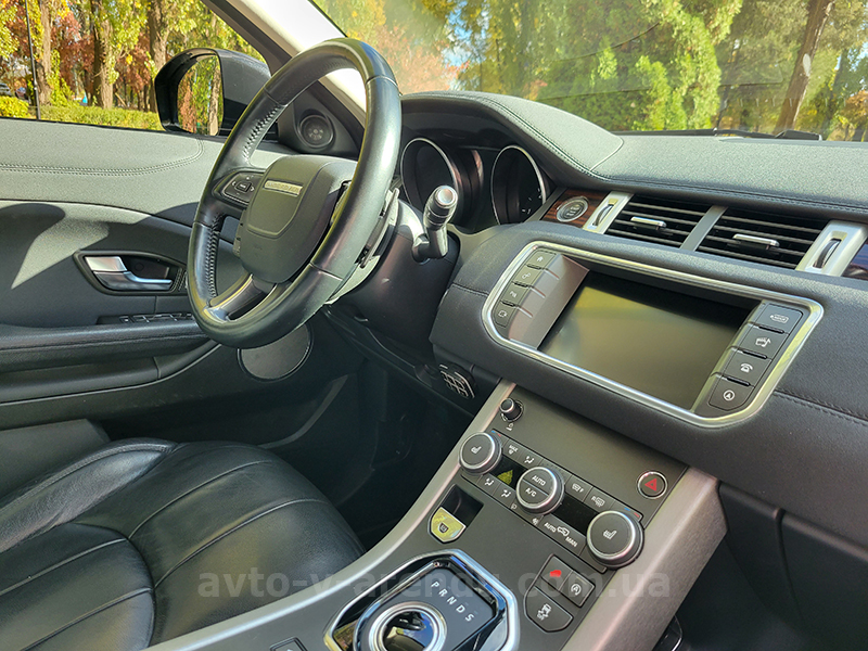 Аренда внедорожника Range Rover Evoque черный с водителем