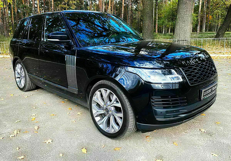 Аренда внедорожника джипа Range Rover Vogue 4,4d