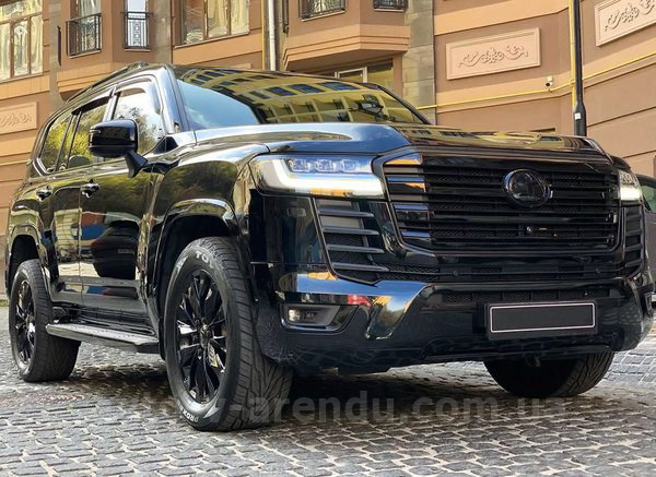 Аренда внедорожника Toyota Land Cruiser 300 в Киеве